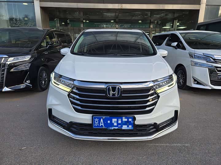 Фото 2 - Honda Odyssey