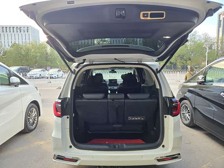 Фото 8 - Honda Odyssey