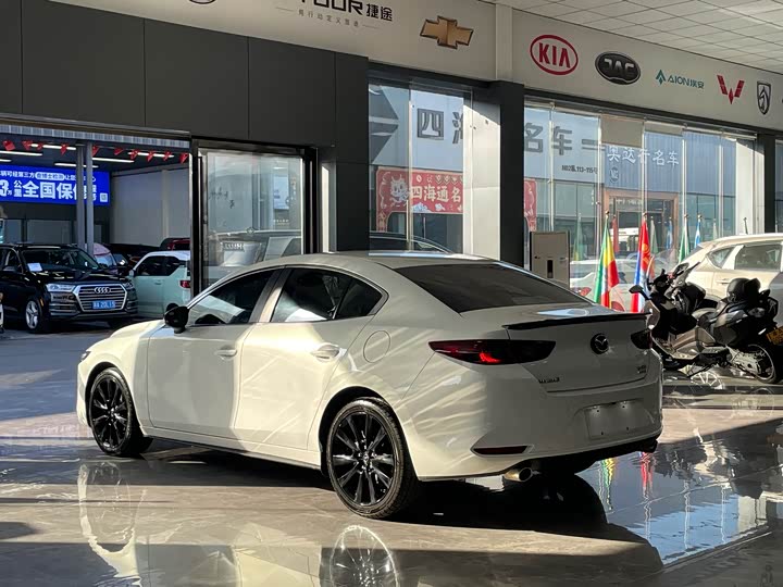 Фото 14 - Mazda 3 (Axela)