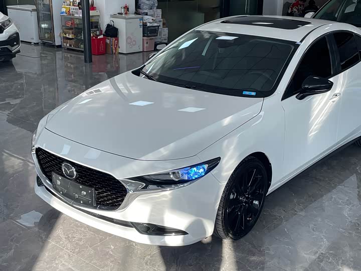 Фото 17 - Mazda 3 (Axela)