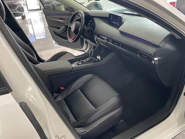 Фото 8 - Mazda 3 (Axela)