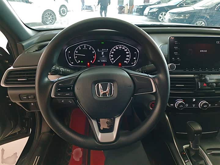 Фото 11 - Honda Inspire