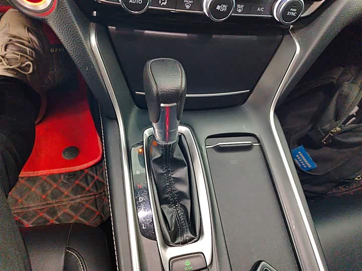 Фото 14 - Honda Inspire