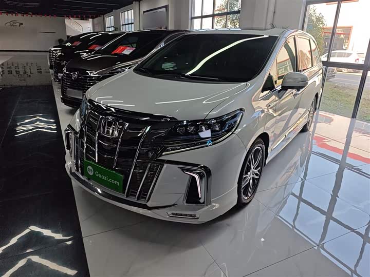 Фото 2 - Honda Elysion