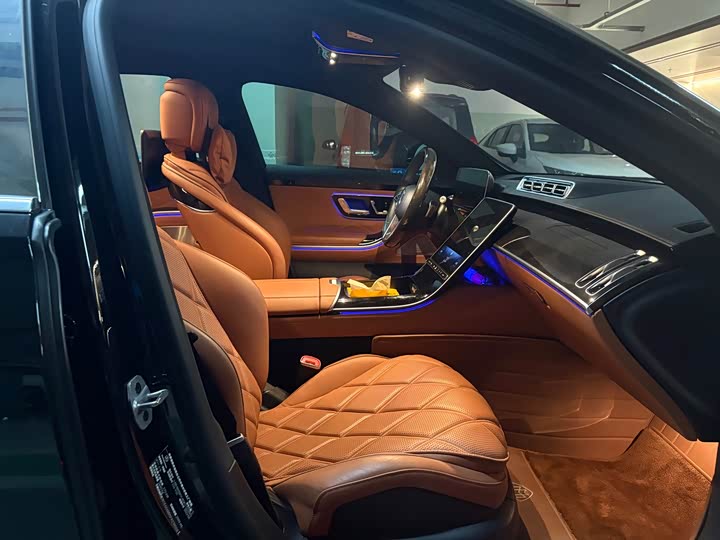 Фото 10 - Mercedes-Benz Maybach S-Class