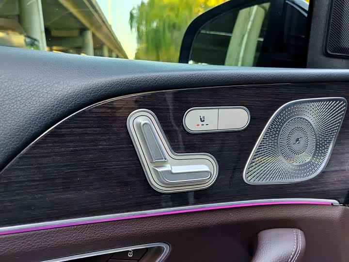 Фото 17 - Mercedes-Benz GLE-Class