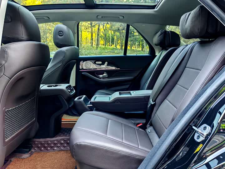 Фото 6 - Mercedes-Benz GLE-Class