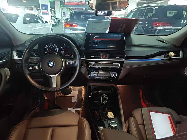 Фото 10 - BMW X2