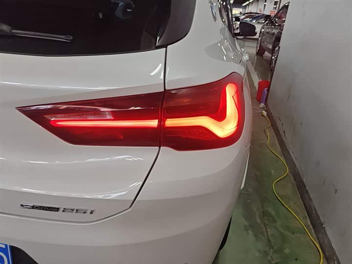Фото 8 - BMW X2