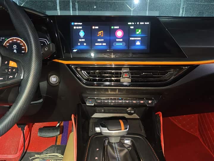 Фото 13 - Changan Oshan X5