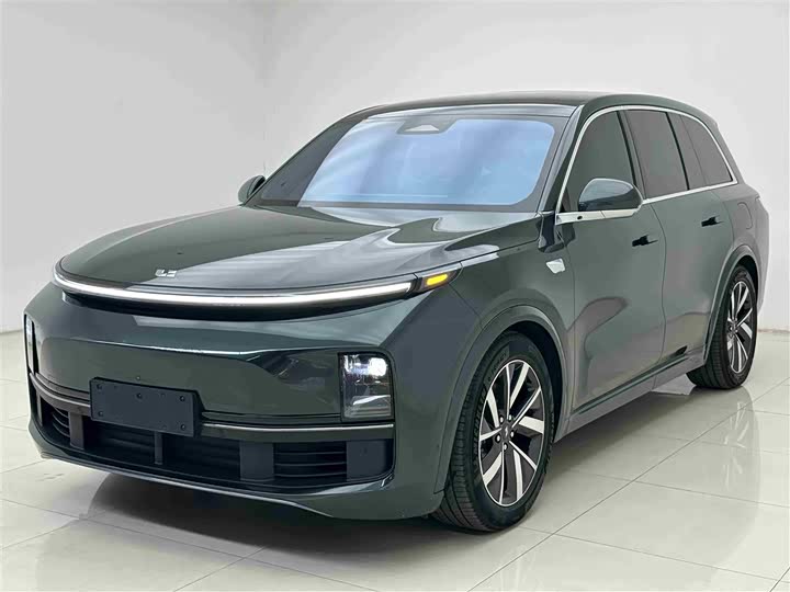 Фото 1 - LiXiang L8