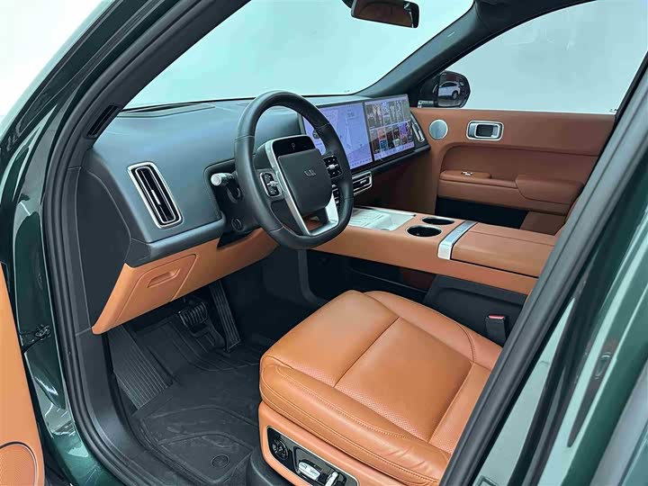 Фото 14 - LiXiang L8