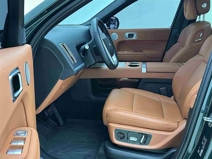 Фото 8 - LiXiang L8