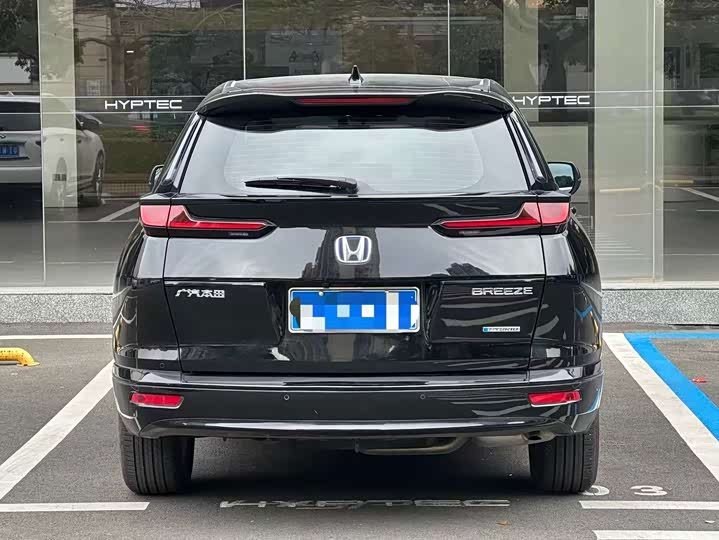 Фото 4 - Honda Breeze