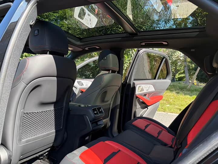 Фото 11 - Mercedes-Benz GLE-Class AMG