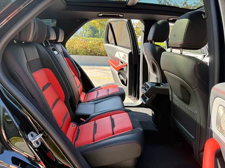 Фото 12 - Mercedes-Benz GLE-Class AMG