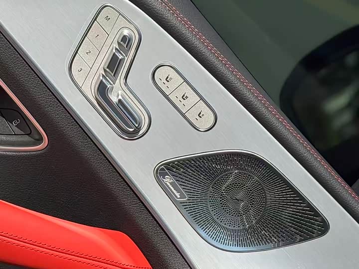 Фото 15 - Mercedes-Benz GLE-Class AMG