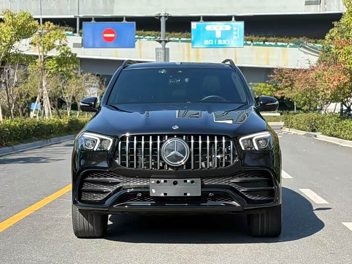 Фото 2 - Mercedes-Benz GLE-Class AMG