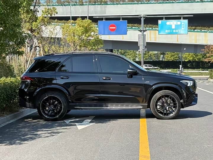 Фото 4 - Mercedes-Benz GLE-Class AMG
