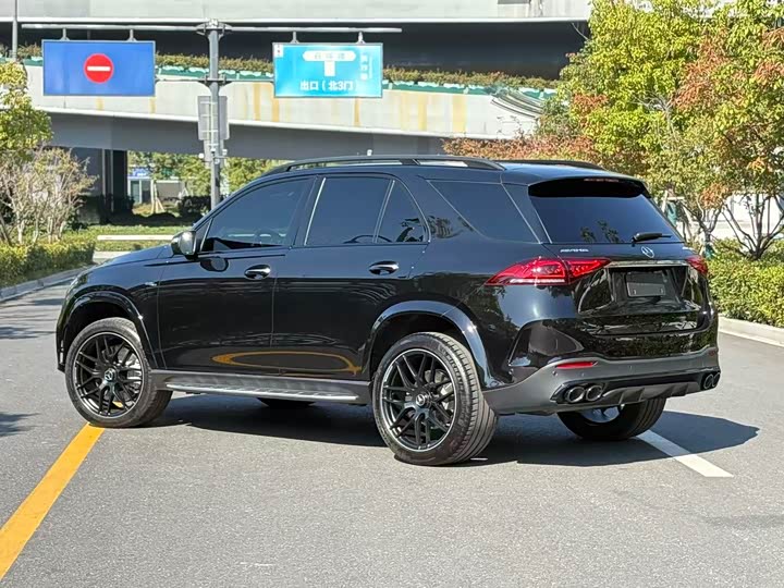 Фото 7 - Mercedes-Benz GLE-Class AMG