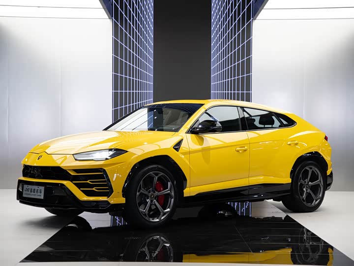 Фото 1 - Lamborghini Urus