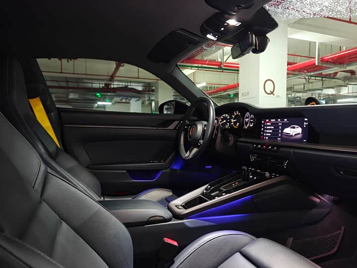 Фото 14 - Porsche 911