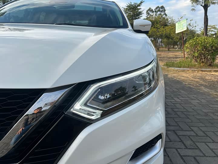 Фото 19 - Nissan Qashqai