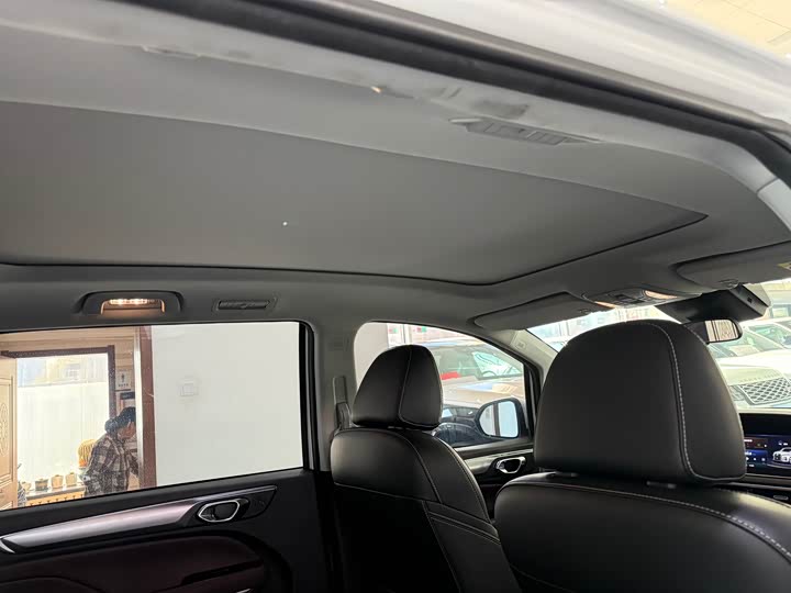 Фото 12 - GAC Trumpchi M6