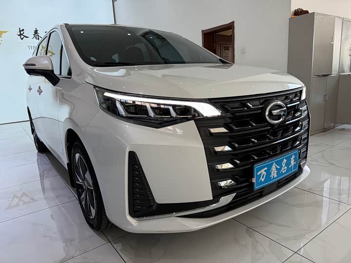 Фото 3 - GAC Trumpchi M6