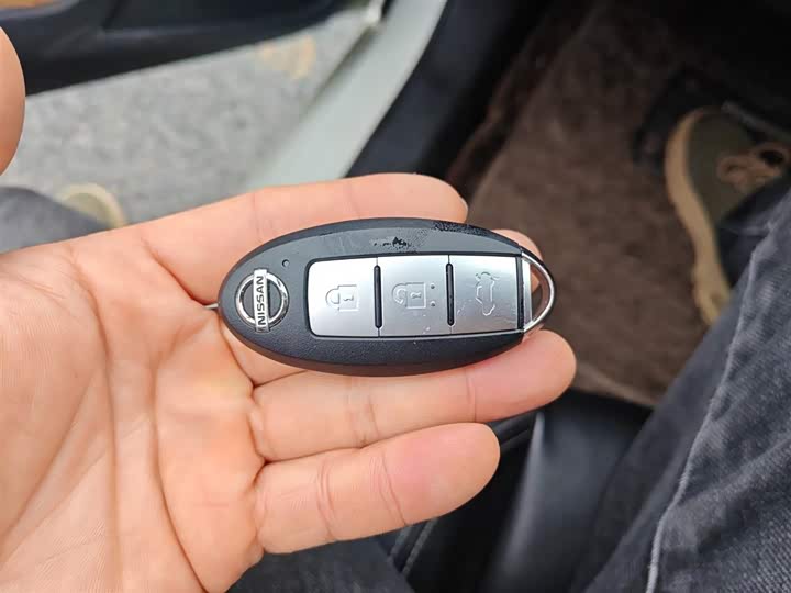 Фото 12 - Nissan Teana