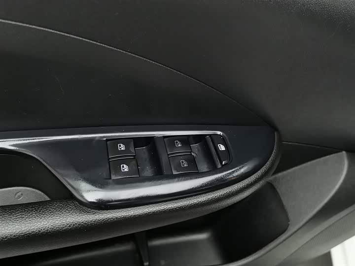 Фото 9 - Buick Excelle GT