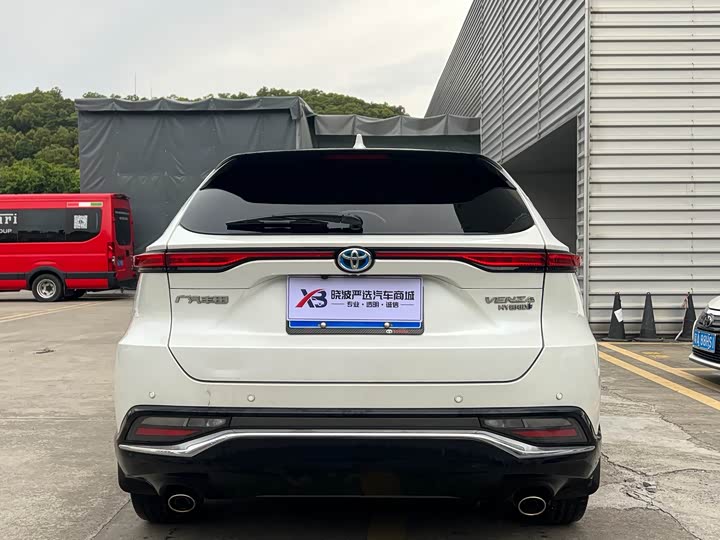 Фото 5 - Toyota Venza