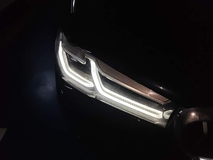 Фото 8 - BMW 5 Series