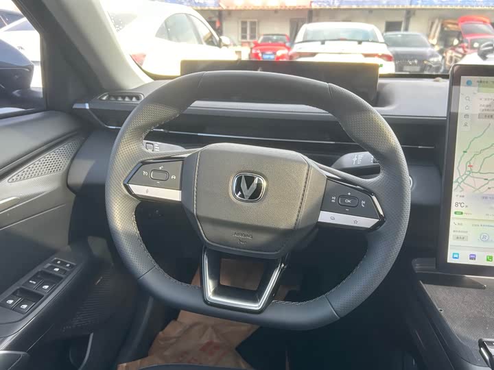 Фото 22 - Changan Eado Plus