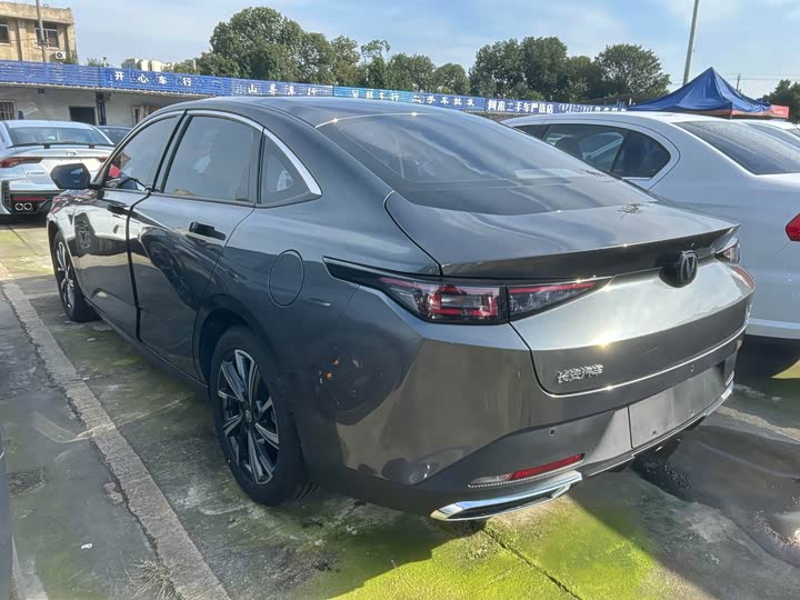 Фото 28 - Changan Eado Plus