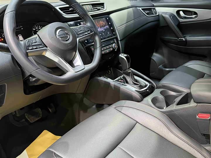 Фото 7 - Nissan Qashqai