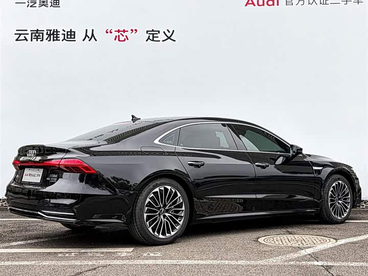 Фото 4 - Audi A7L