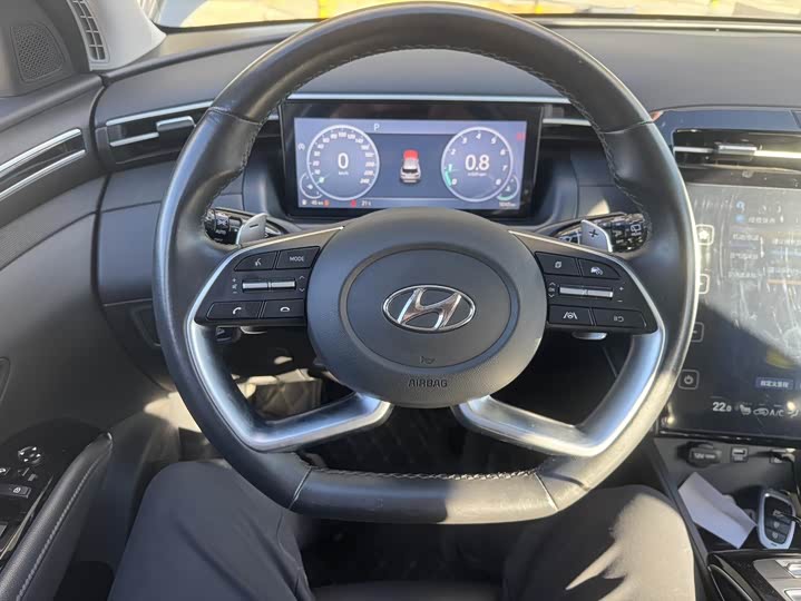 Фото 11 - Hyundai Tucson L