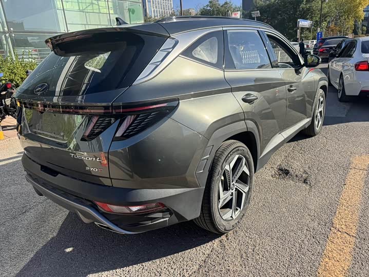 Фото 21 - Hyundai Tucson L