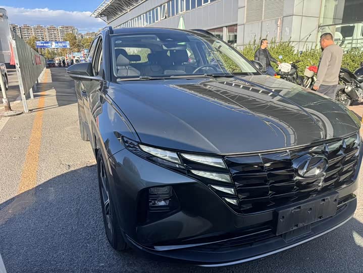 Фото 3 - Hyundai Tucson L