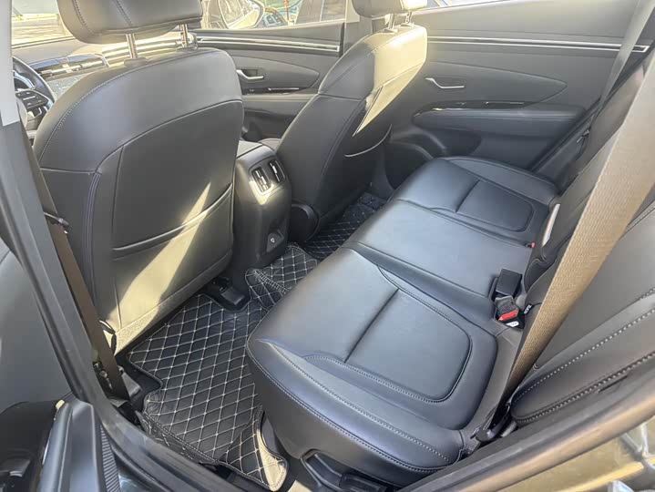 Фото 6 - Hyundai Tucson L