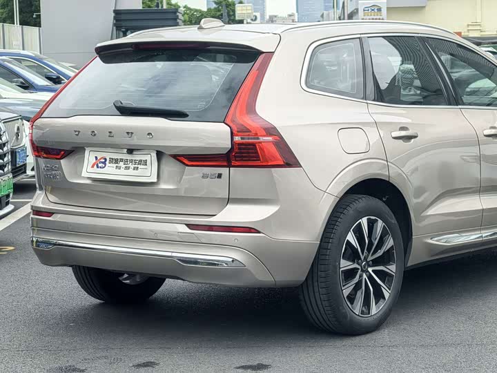 Фото 26 - Volvo XC60