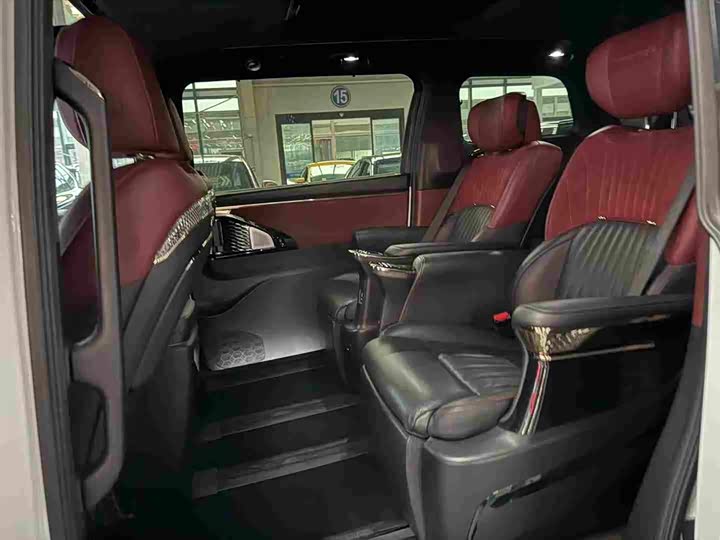 Фото 12 - GAC Trumpchi M8