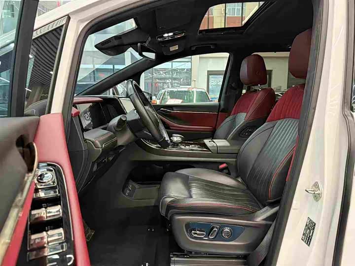 Фото 6 - GAC Trumpchi M8