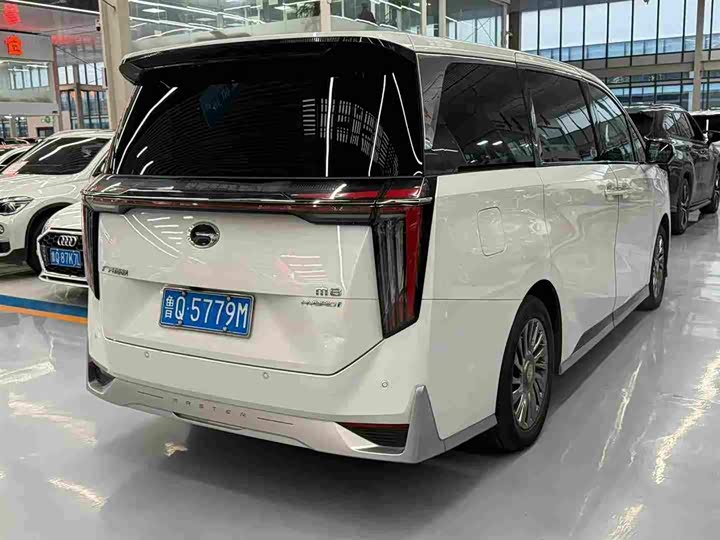 Фото 9 - GAC Trumpchi M8