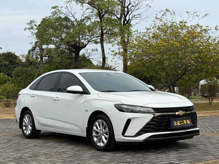 Фото 3 - Chevrolet Monza