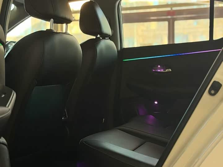 Фото 14 - Nissan Sylphy