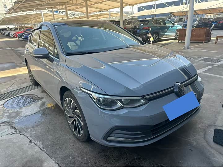 Фото 2 - Volkswagen Golf