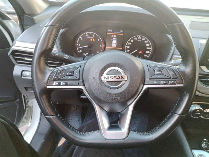 Фото 11 - Nissan Teana