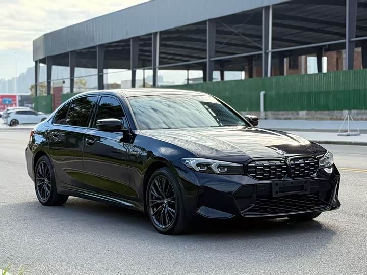 Фото 2 - BMW 3 Series